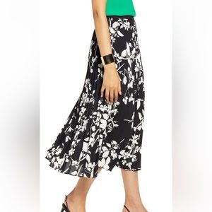 Halogen pleated floral skirt